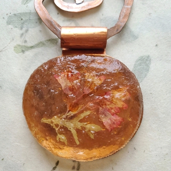 Artisan Wild Flowers In Resin On Copper Chain Necklace - Nwt - Picture 3 of 12